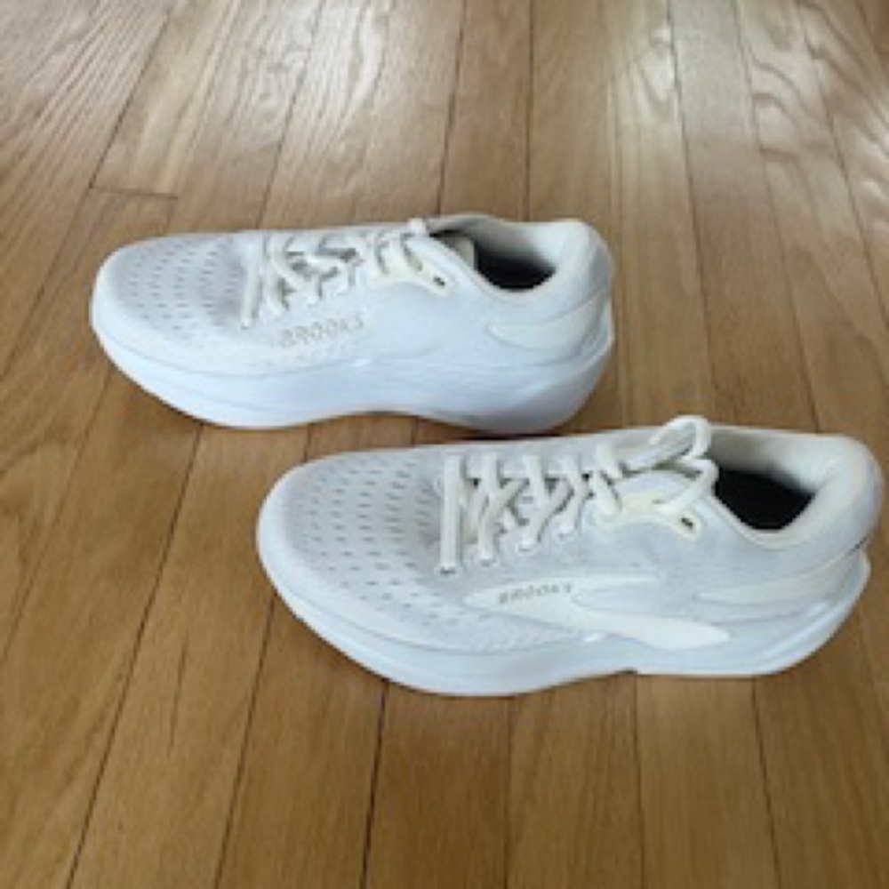 Women’s Brooks Ghost Max 3
